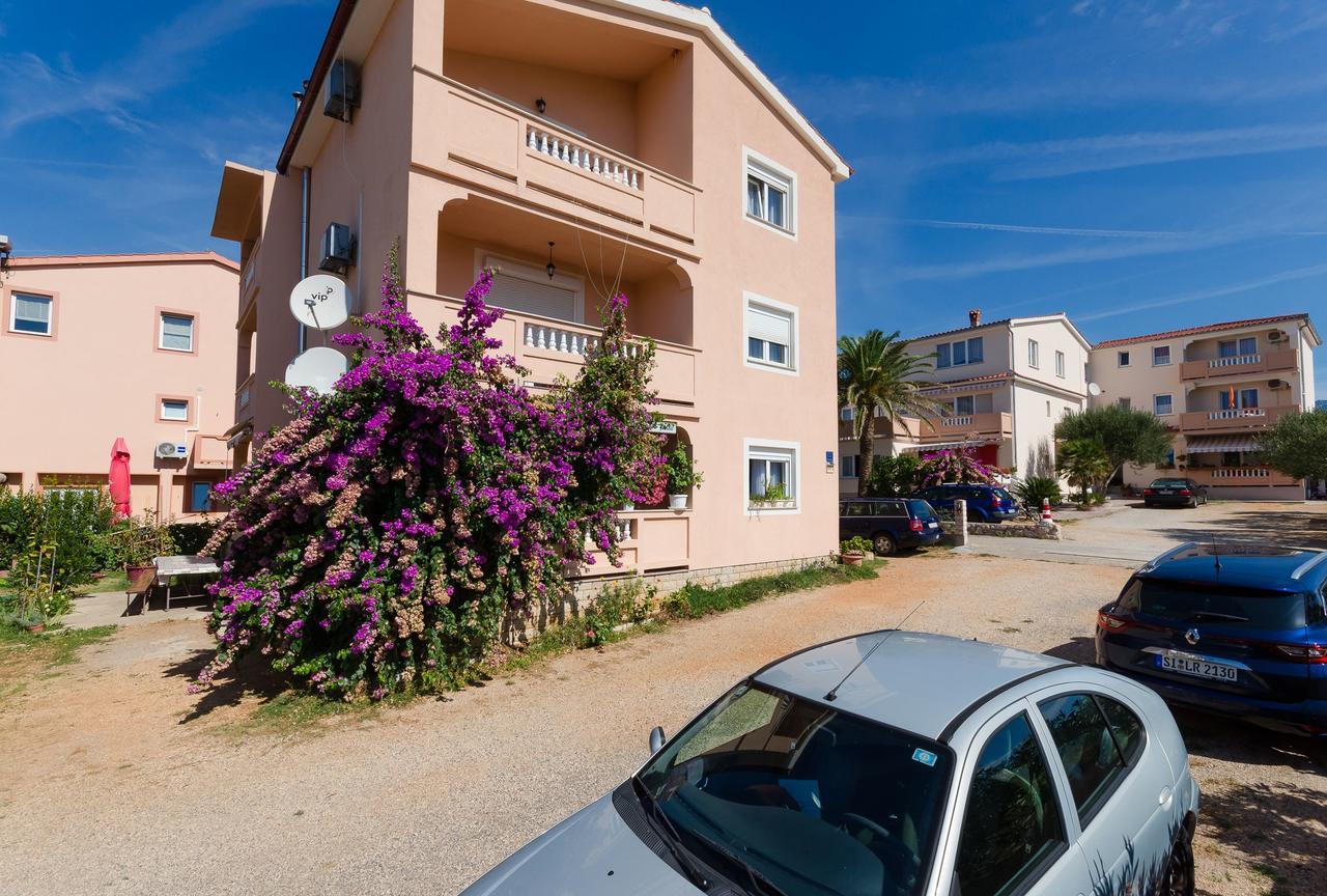 Apartments Jasmin Barbat na Rabu المظهر الخارجي الصورة
