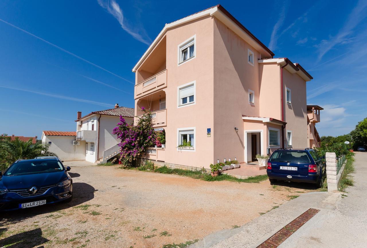 Apartments Jasmin Barbat na Rabu المظهر الخارجي الصورة
