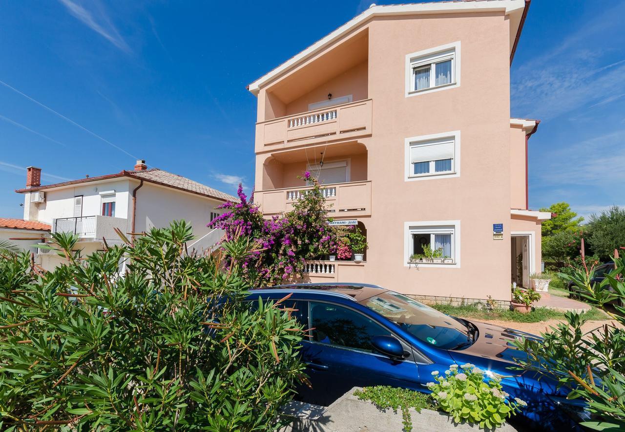 Apartments Jasmin Barbat na Rabu المظهر الخارجي الصورة